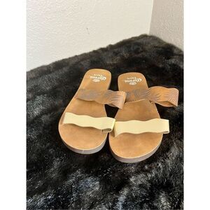 Corona Tropical beach sandals Sz 11